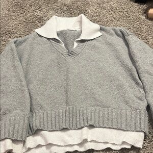 Design History V-Neck Sweater in Gray and White